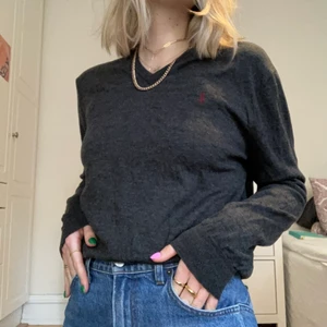 Ralph Lauren Sweater - Vintage Ralph Lauren // 100% merino wool 