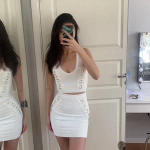 Set - Säljer då den inte kommer till användning. Kan mötas i Stockholm annars står köparen för frakt 