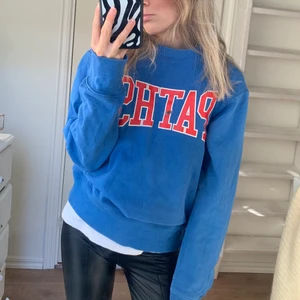 Sjukt snygg sweatshirt💙❤️ - Sjukt snygg sweatshirt💙❤️
