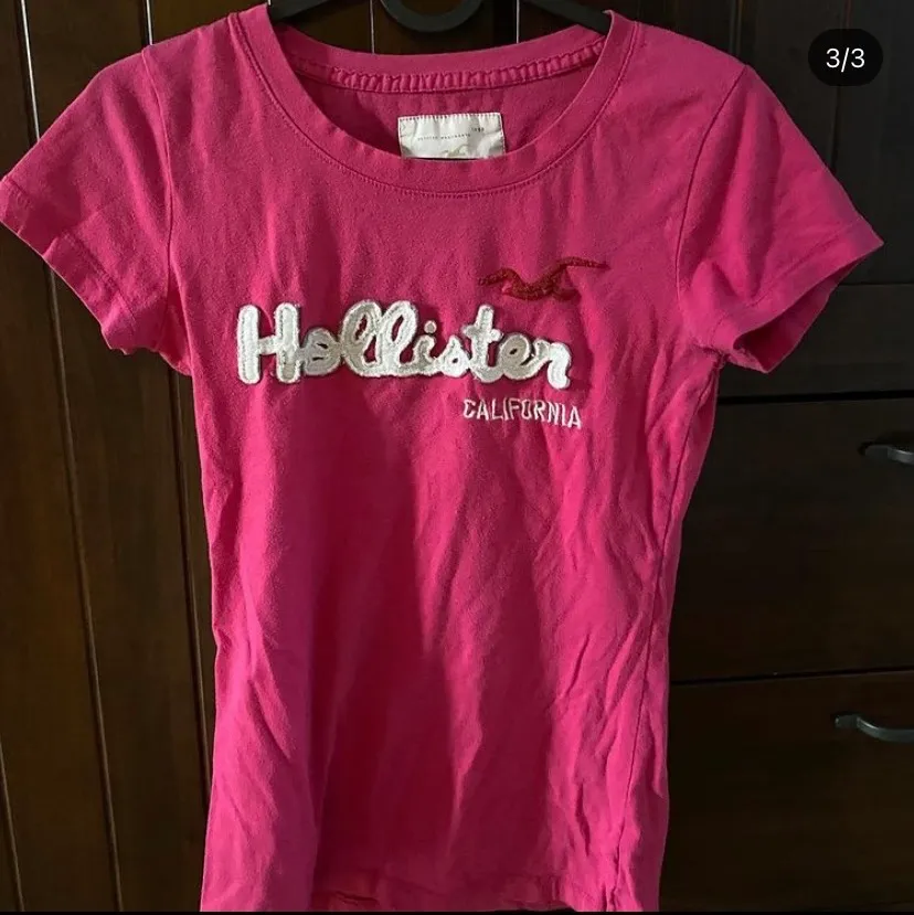 Säljer nu min rosa härliga T-Shirt då jag inte använt den på år! . T-shirts.