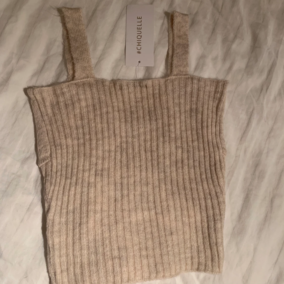 Beige stickat linne  - 91