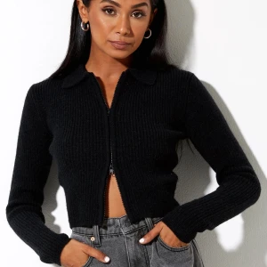 Tröja - Intressekoll på denna skitsnygga tröja💕🦋 från MotelRocks