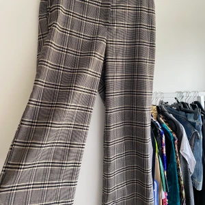 H&M oversize byxor - Strl 40