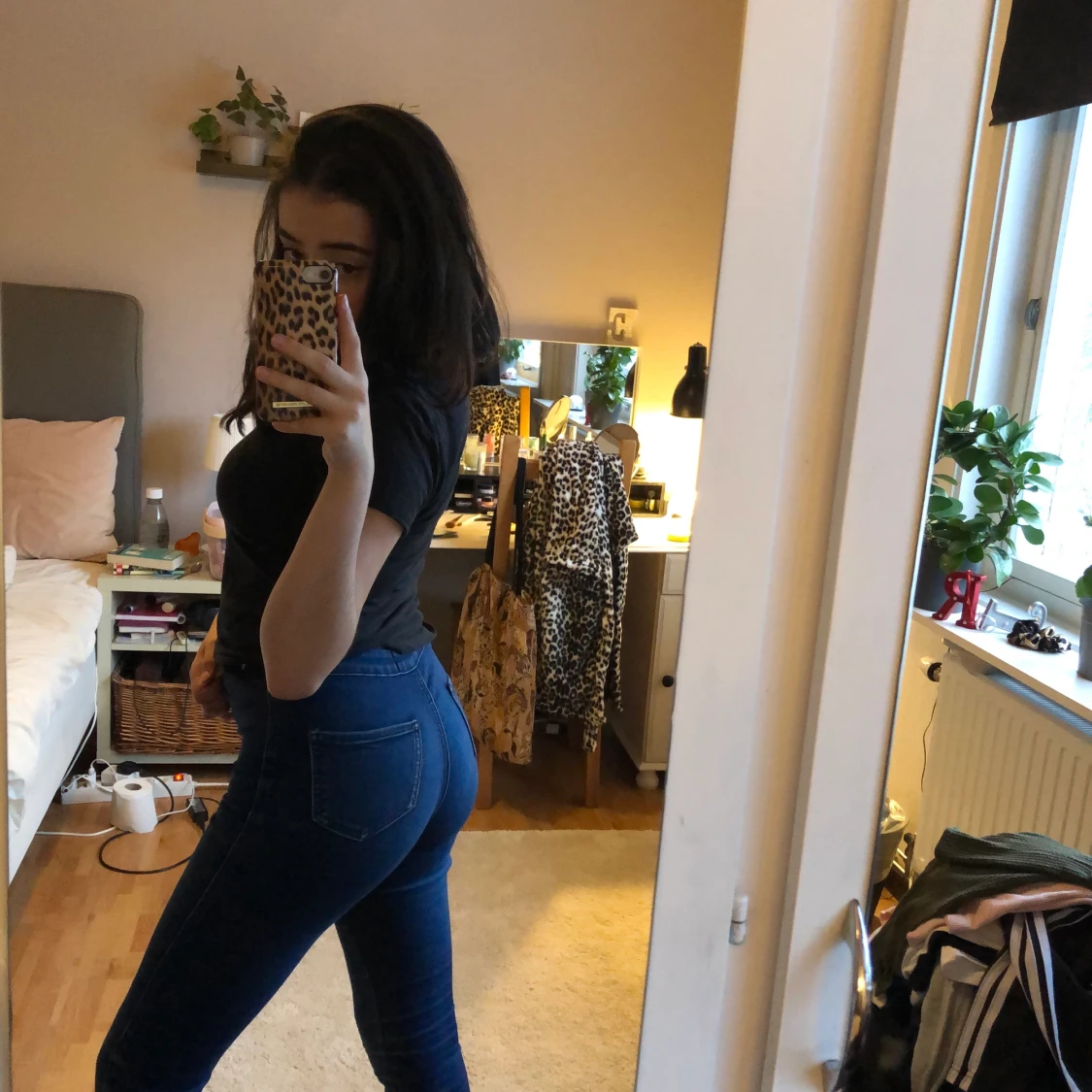 Mörkblå skinny jeans  - 90