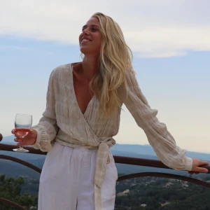 Omlott blus - Frakt tillkommer 