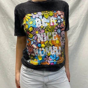 T-shirt med tryck - Jätte cool t-shorts med tryck💞🙌🏻