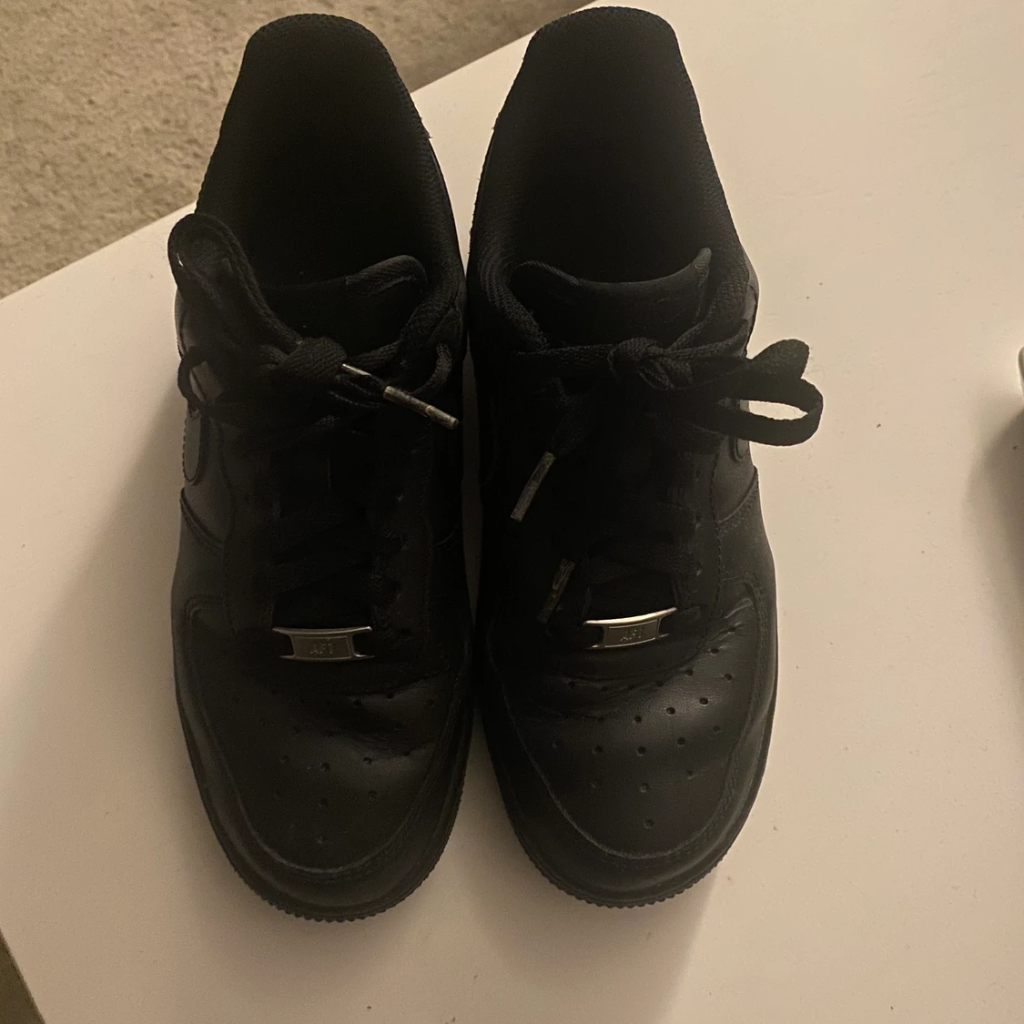 Nike airforce 1 svarta - 90
