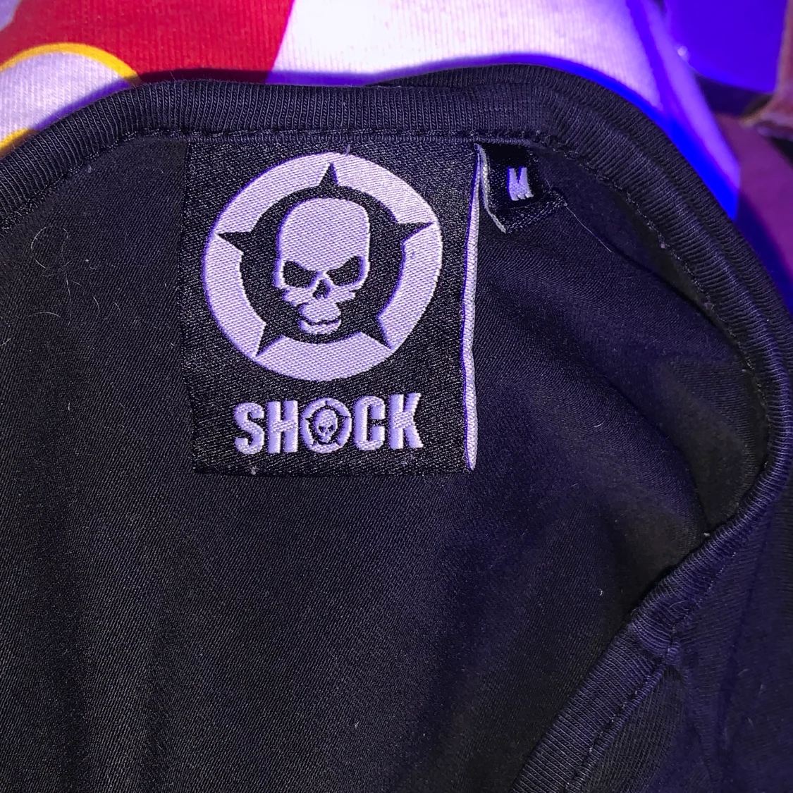 Svart tröja med pentagram - 91