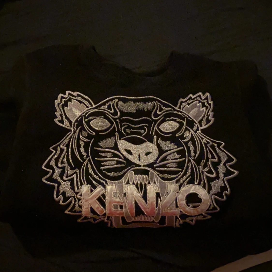 Svart kenzo tröja 