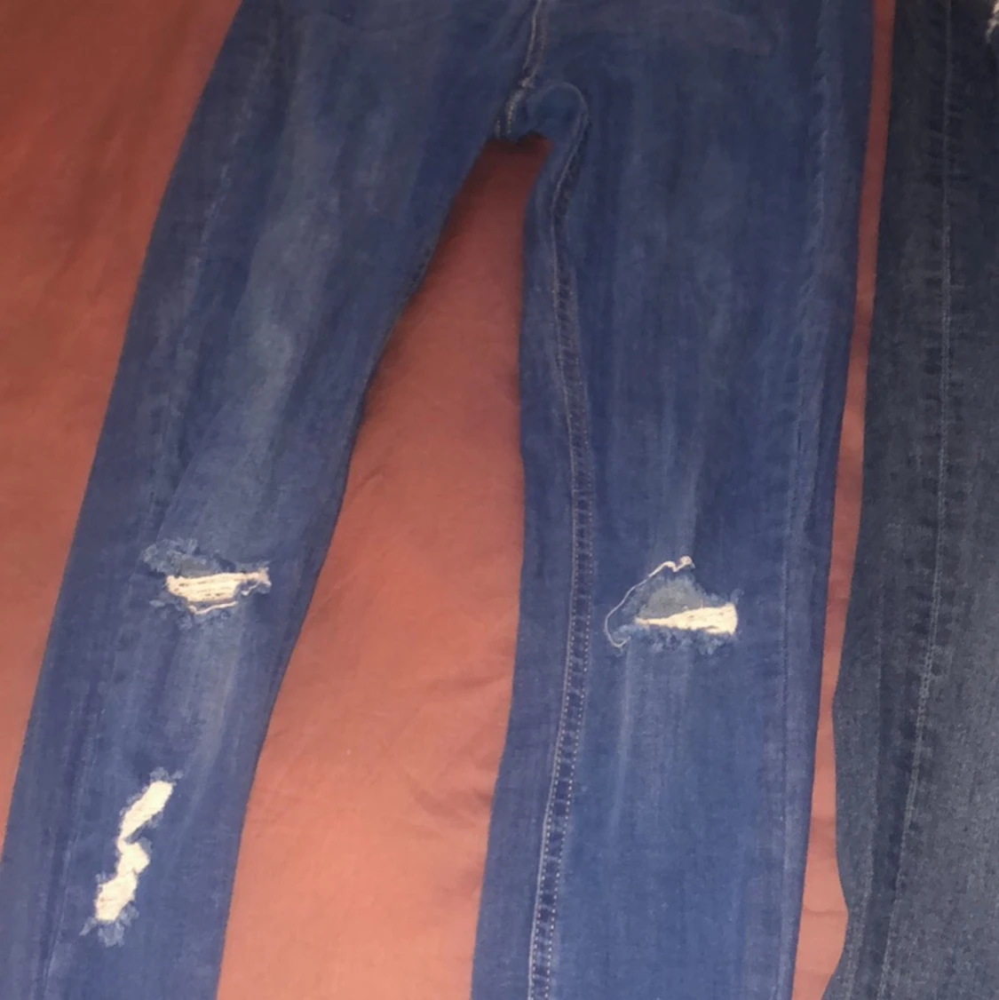 Nästan nya jeans - 90