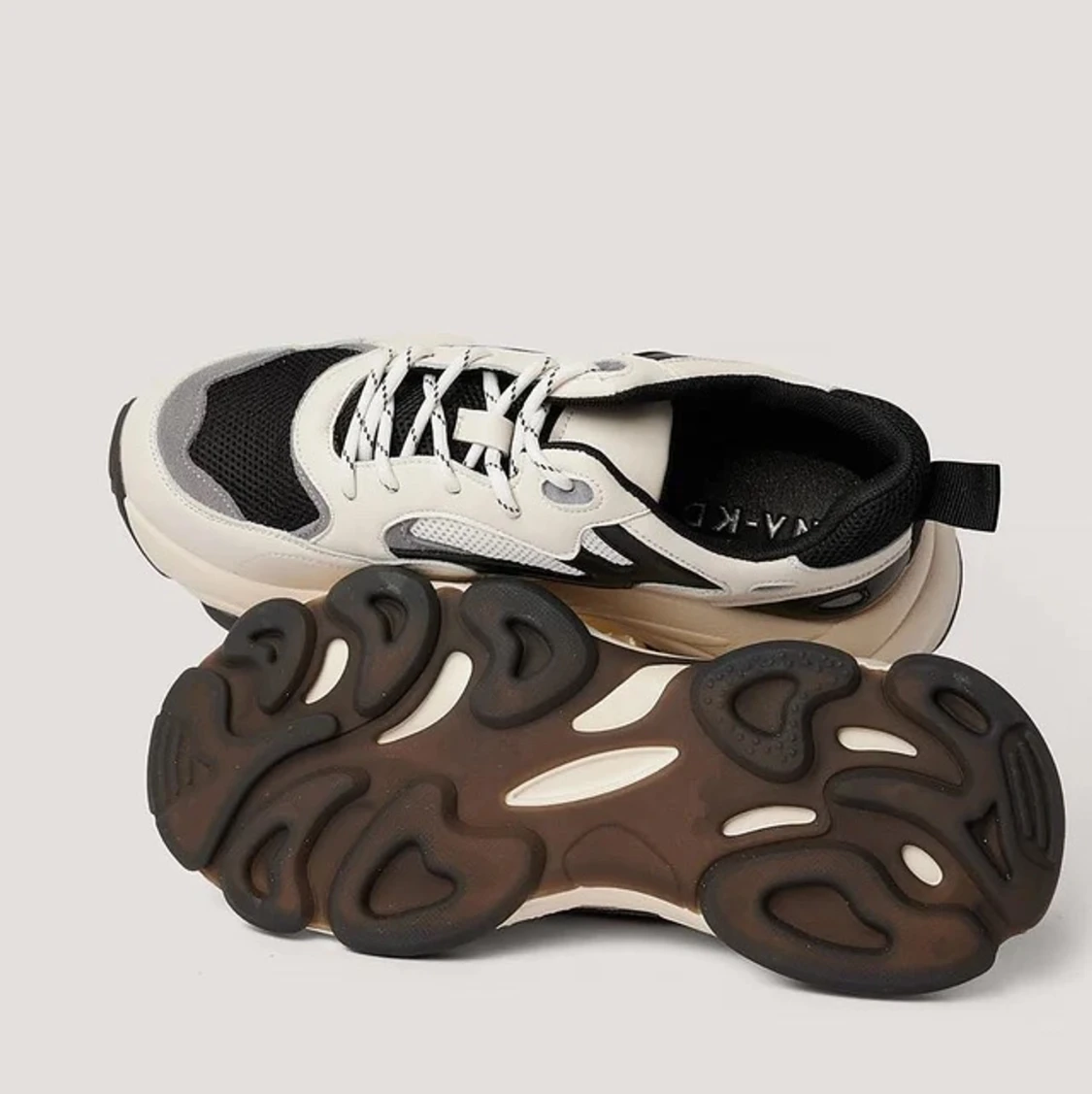 Chunky gympaskor med kontrastdetalj - 90