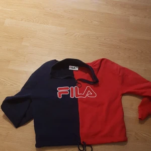 Tröja - Fin tröja från Fila. Hund i hemmet.