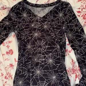 Cool tröja - Super cool tröja till hallowen och vardagen