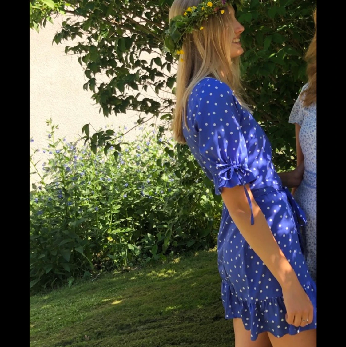 Prickig omlottklänning - 90