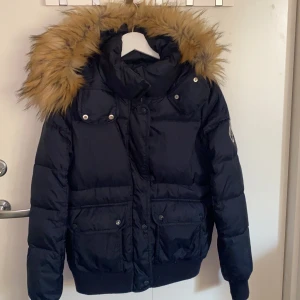 Jacka svea - Som ny, så fint skick