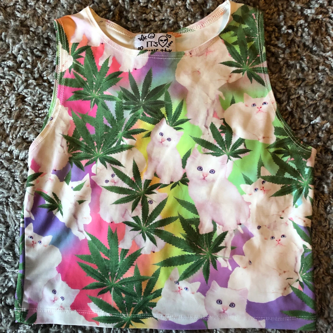 Cool Omighty crop top, storlek M/L