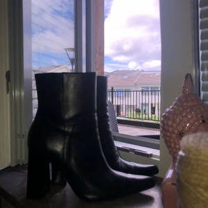 Boots  - Klackar från Zara i st 39