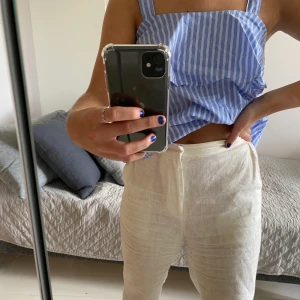 Topp - Somrig topp från H&M! Köpt för 300kr förra sommaren men aldrig använd