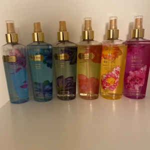 Victoria’s secret body mist  - Säljer för 20kr styck eller allihopa för 100kr, de flesta är oanvända (se bilden)