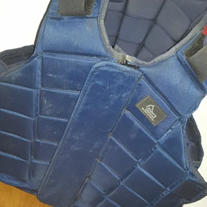  - Ridväst storlek S  Marinblå 