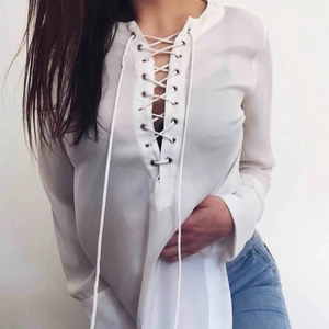  - Top/tunika med snörning. Sällan använd, passar till vardag och fest.