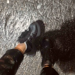  - Sååå snygga skor från nakd. Säljer för de är lite för små för mig och är värda att användas. Endast använda i ca 20 minuter så precis som nya! Priset är inkl frakt😇