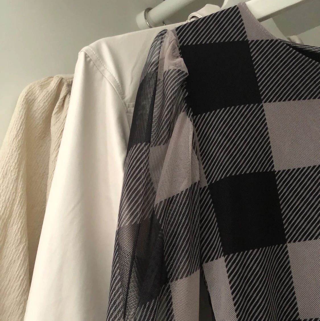 Beige/svart rutig långärmad - 91