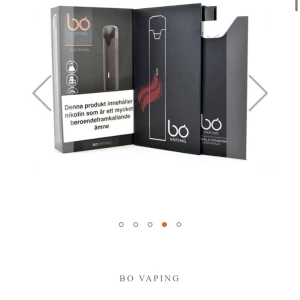 Vape  - Säljer min vape, laddar o allt sån till kommer! Finns även en cola smak med 16mg nikotin ifall de skulle önskas. Använd fåtal gångner. Färgen / Guld  pris kan sänkas