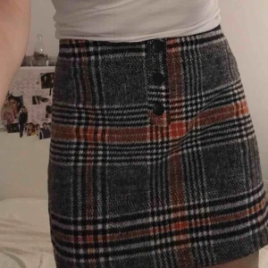  - Söt kjol ifrån primark i storlek 6 vilket jag skulle säga motsvarar en XS/S