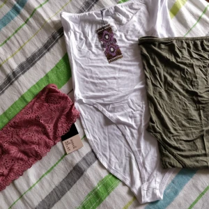  - 50kr styck ! En tub topp , två Body 🌞 ena testad 🙋