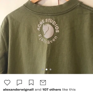 ACNE STUDIOS X FJÄLLRÄVEN - Söker denna tröja i S eller M, hmu!