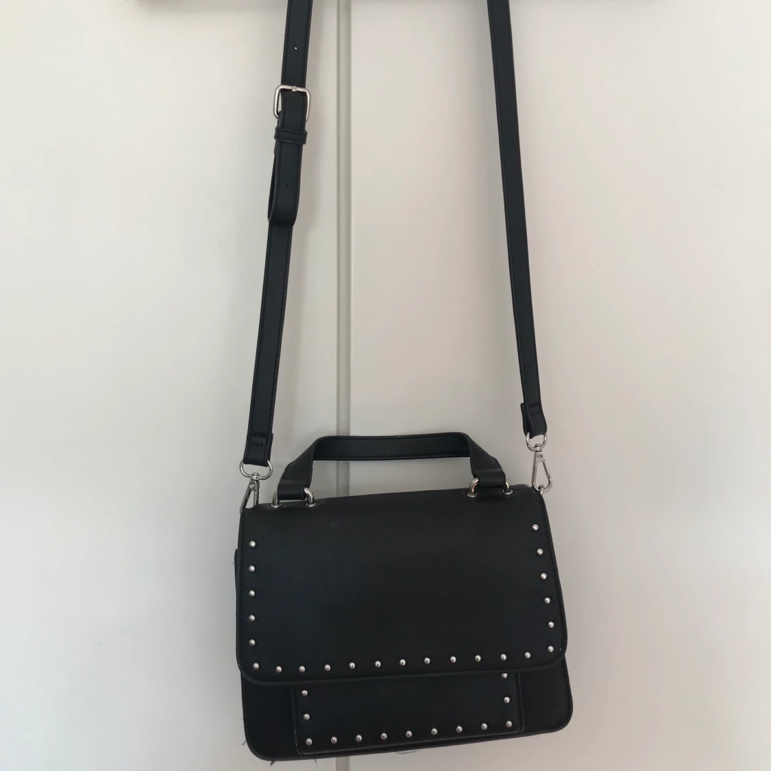 Svart handväska - 90