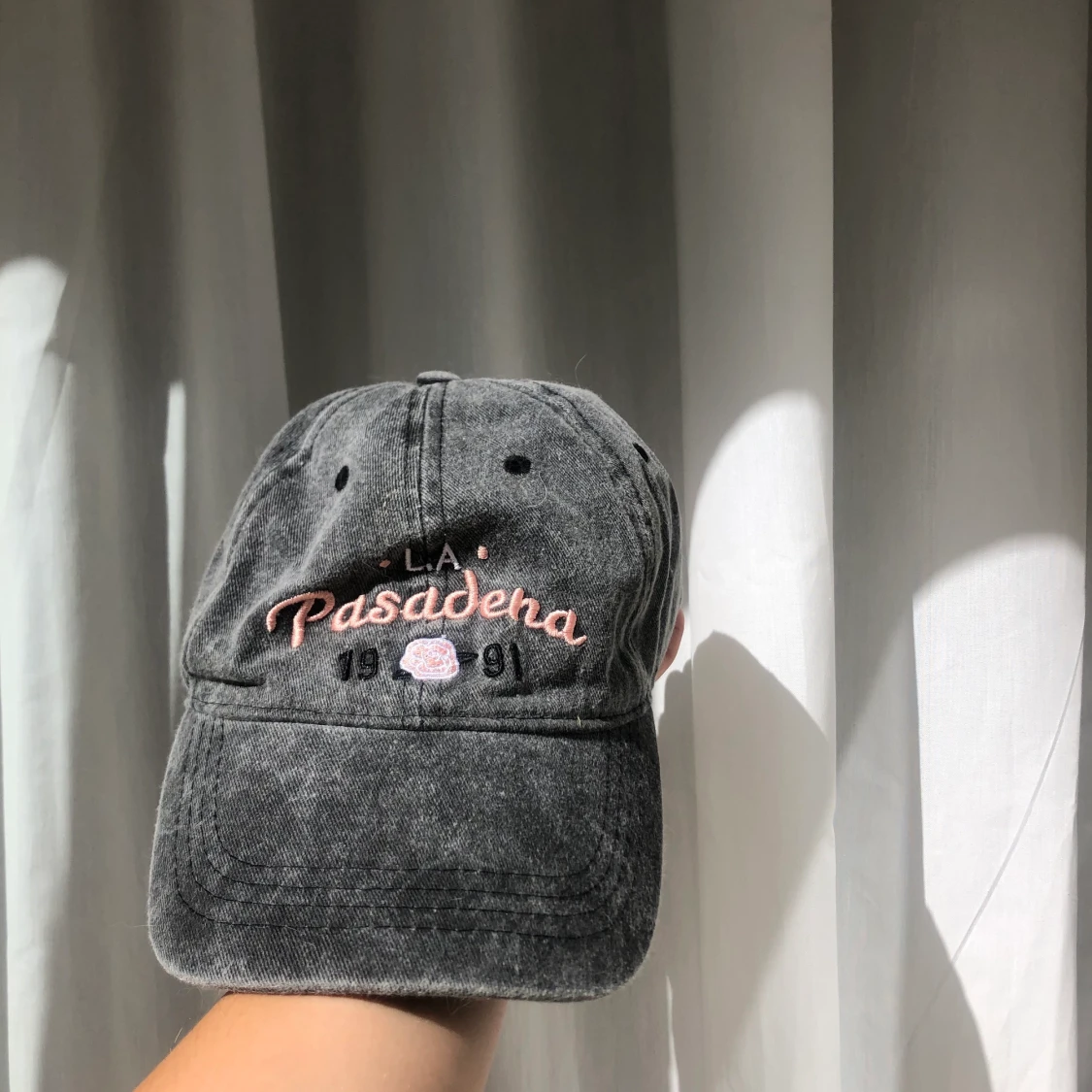 Vintage keps med rosa detaljer