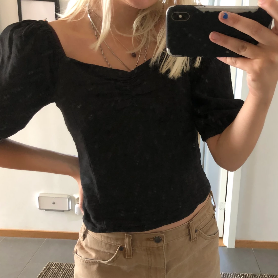 Tröja med puffarmar