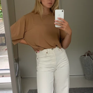 Blus - Jättefin blus från cappuccini i bra skick. Oanvänd. 70kr +29kr frakt