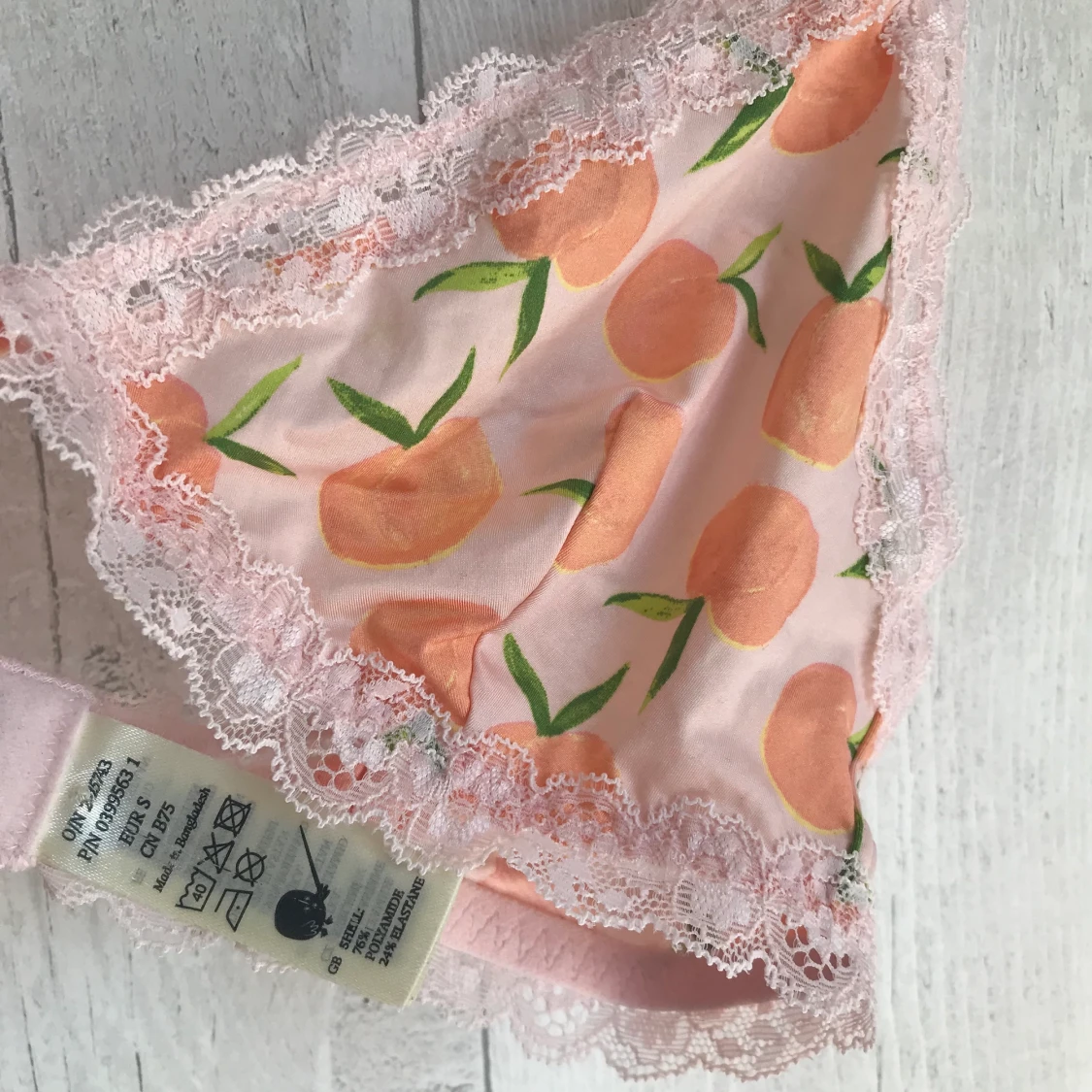 bralette från monki - 90