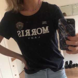 Morris T-shirt - Mörkblå t-shirt från Morris 