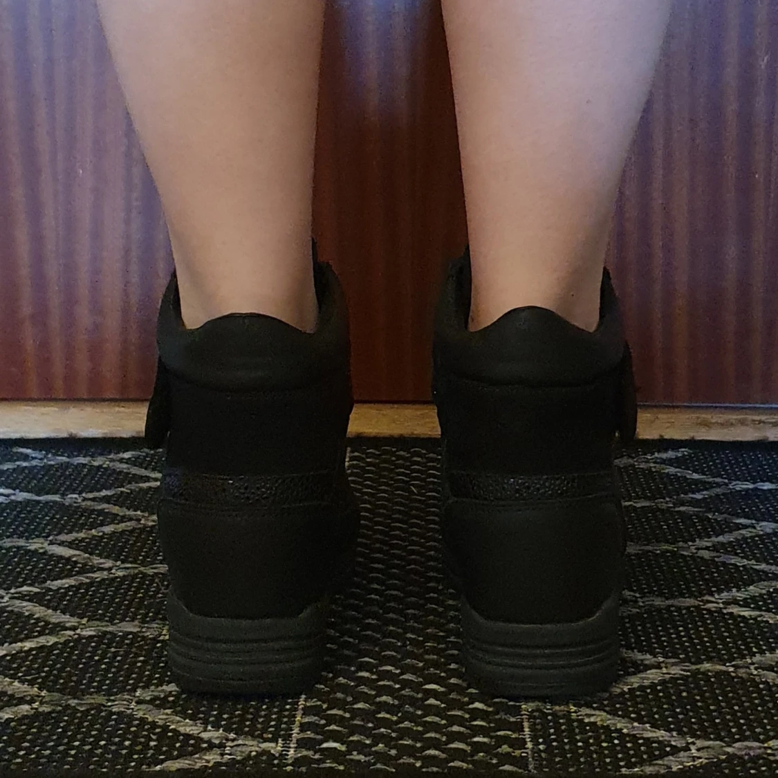 Högklackade speakers. Stl 37 - 91