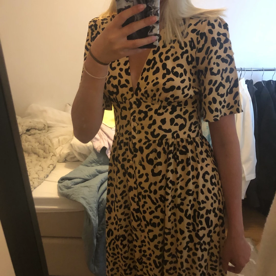 Långklänning med leomönster strl S - 91