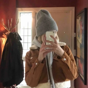  - En mysig jacka från Topshop. Helt oanvänd 