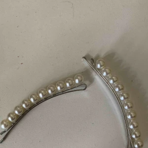  - Hårspännen ifrån glitter