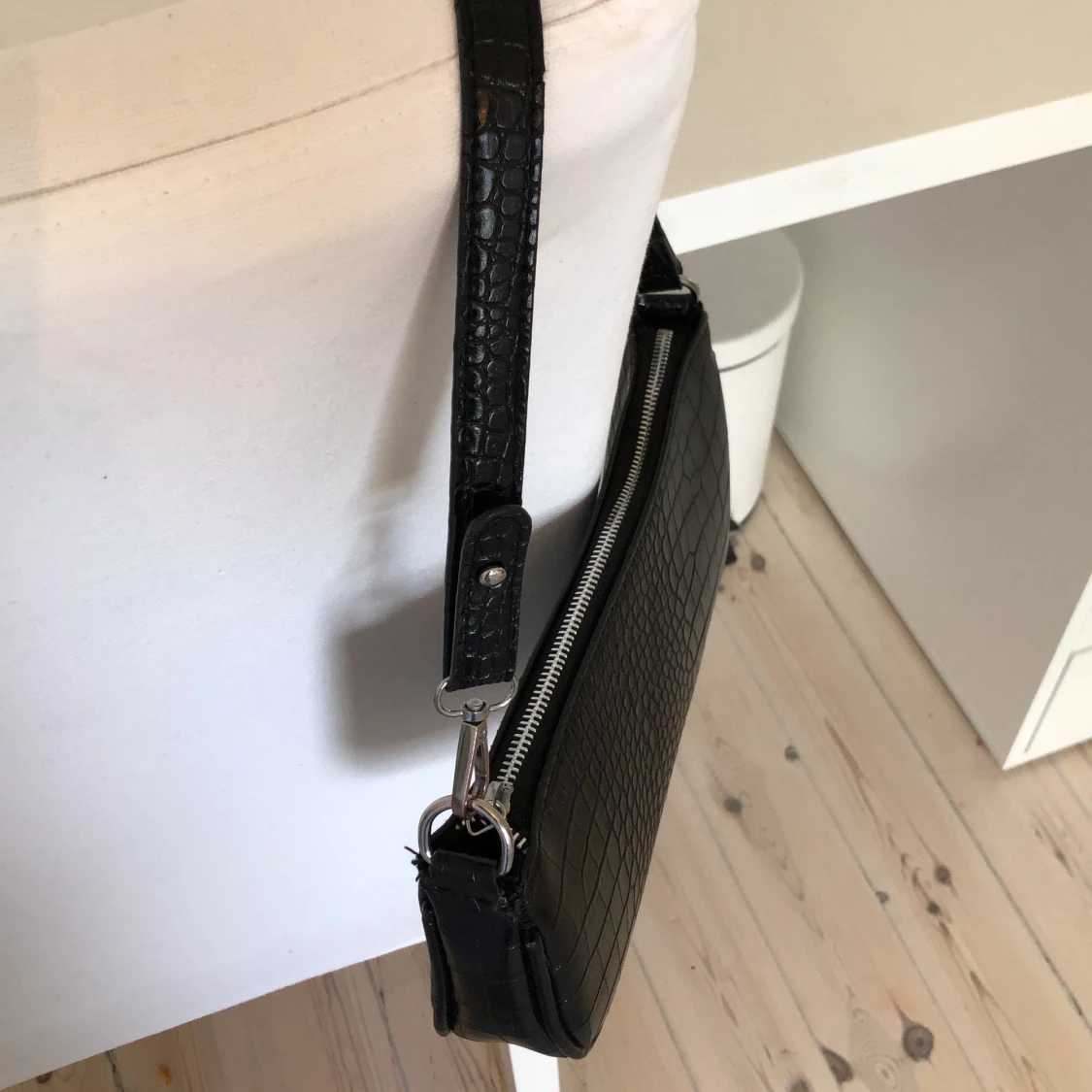 Svart väska - 90