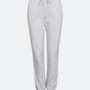 Grå mjukisbyxor från Cubus - Säljer de klassiska grå mjukisbyxorna från Cubus, i st S. Hyfsat använda, vilket ni ser eftersom det är en liten fläck vid högra låret. Har tyvärr inte testat om fläcken går bort i tvätten, så det är 50/50. Buda i kommentarerna!!