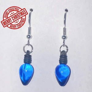 GOD JUL - Örhängen-Julbelysning, ca 1 cm🎄 (Obs. De är EJ lysande)❗️Fri Frakt❗️🔔Vänligen meddela bara om du har funderingar eller om du har bestämt dig för att köpa🔔 Finns även på Instagram @Lollizenzz