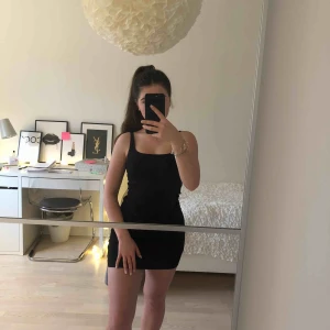  - Snyggaste sommarklänningen!! 