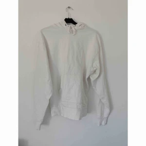  - Unisex hoodie från Collusion, köpt på ASOS. Fler bilder vid intresse.