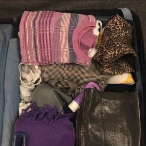  - Säljer nu min fina lila blus från zara! Jättefin och enkel! 