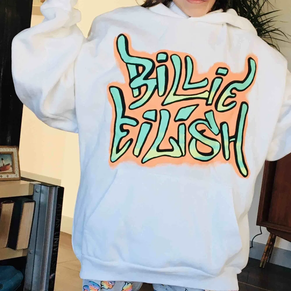 Billie eilish Hoodie . Tröjor & Koftor.