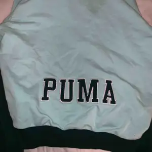 Fin kofta från Puma, aldrig använd❤️ köparen står för frakten.