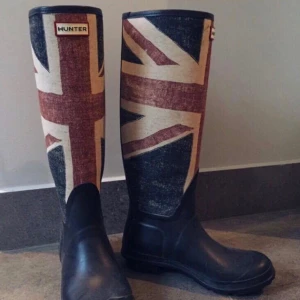  - Modell: Hunter original brit Inköpspris: 1 199kr Mitt pris: 800kr  Aldrig använda pga felköp